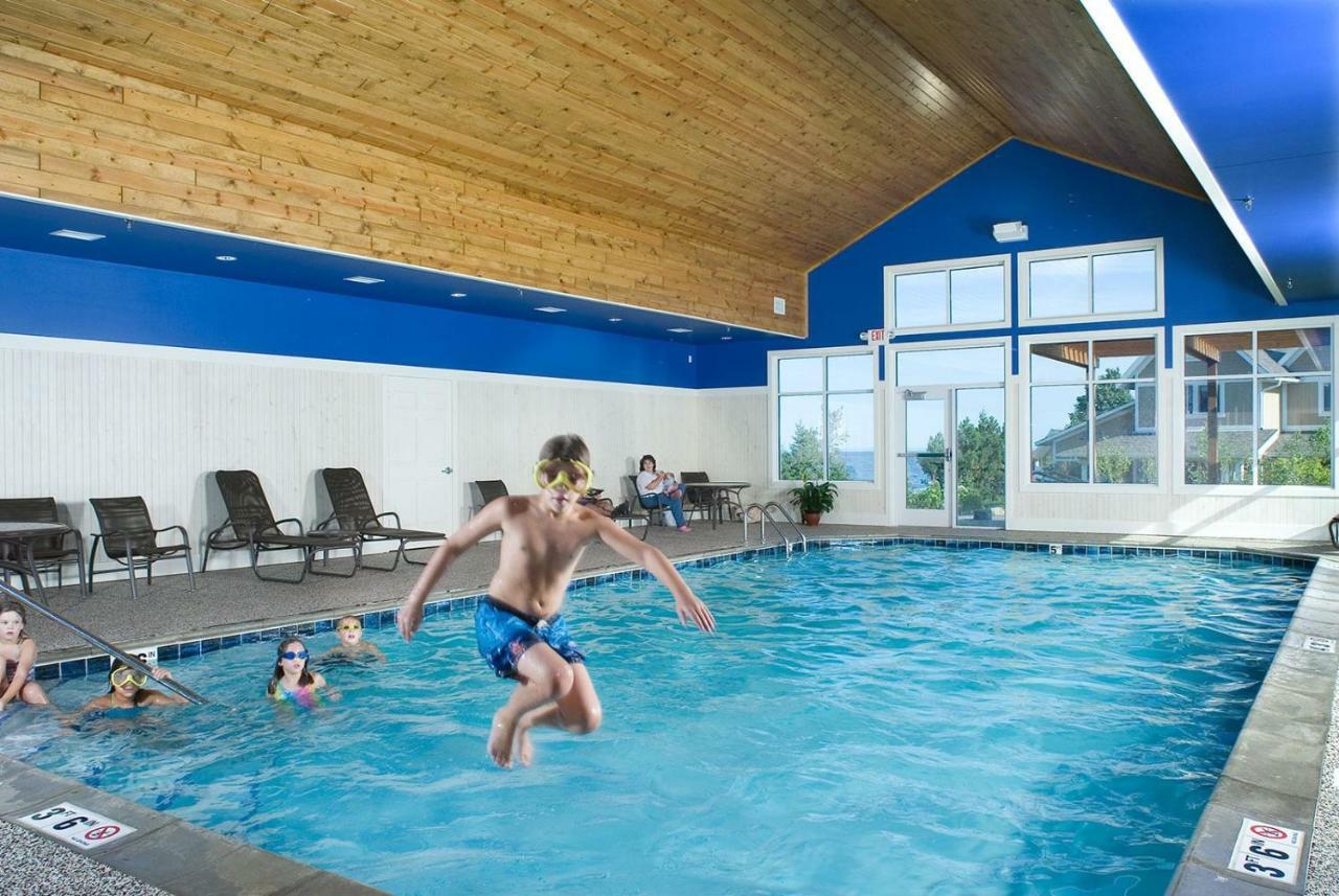 Larsmont cottages 3 two harbors mn compare hotel rates